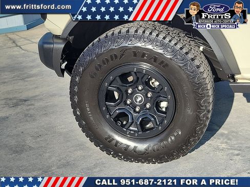Certified 2025 Ford Bronco Badlands AWD/4WD image 19