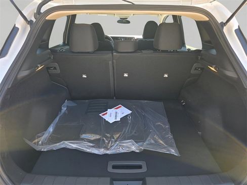 New 2026 Nissan Kicks SV image 8