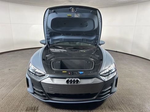 Used 2022 Audi e-tron GT Premium Plus image 10