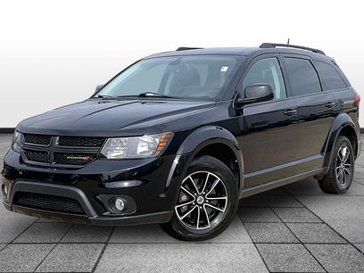 Used 2019 Dodge Journey SE w/ Blacktop Package