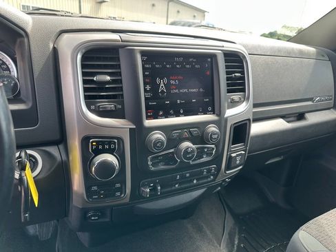 Used 2018 RAM 1500 Big Horn AWD/4WD image 16