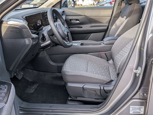 New 2026 Nissan Kicks SV image 11