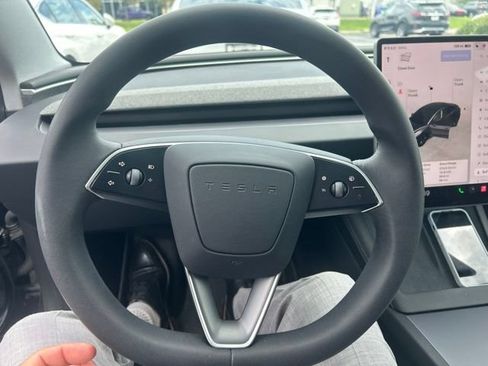 Used 2024 Tesla Model 3 Standard Range RWD image 14