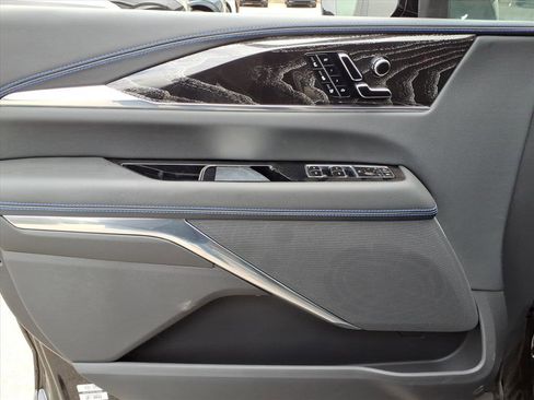 New 2026 Cadillac Escalade IQL Luxury image 8