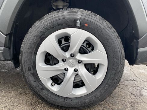 Used 2025 Toyota RAV4 LE image 37