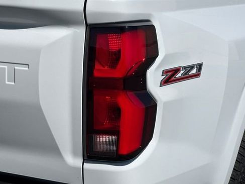 Used 2024 Chevrolet Colorado Z71 w/ Z71 Convenience Package 2 image 48