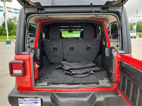 Used 2023 Jeep Wrangler Sport image 5