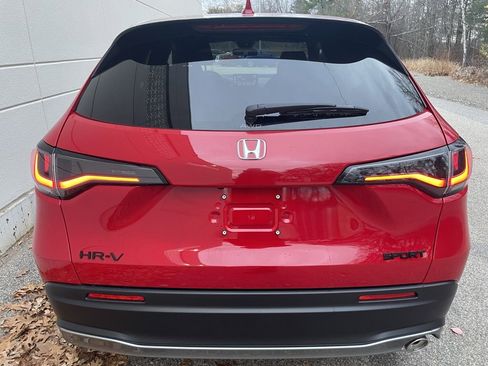 New 2026 Honda HR-V Sport image 9
