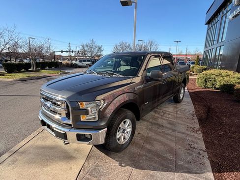 Used 2017 Ford F150 XLT image 7