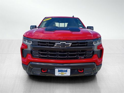 Used 2022 Chevrolet Silverado 1500 LT Trail Boss w/ LT Trail Boss Premium Package image 2