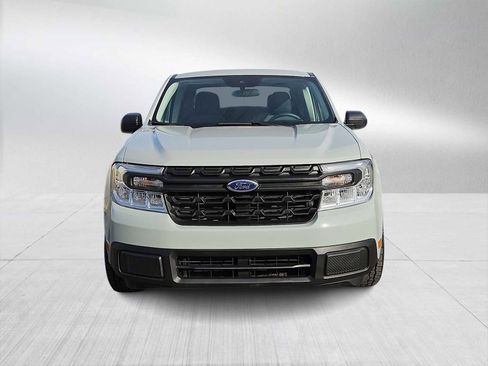 Used 2024 Ford Maverick XL image 3