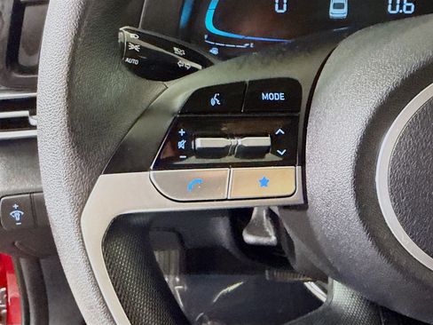 Used 2024 Hyundai Elantra SE FWD image 14