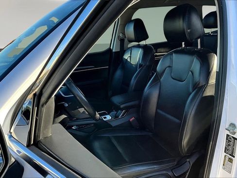 Used 2022 Kia Telluride LX image 22