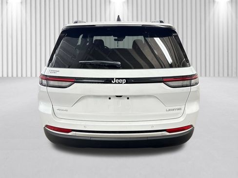 New 2026 Jeep Grand Cherokee Limited AWD/4WD image 6