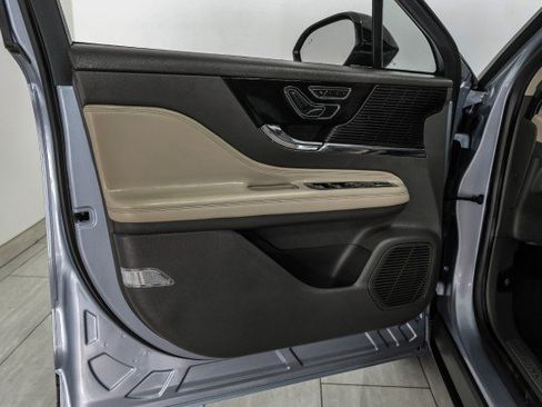 Used 2022 Lincoln Corsair FWD image 33