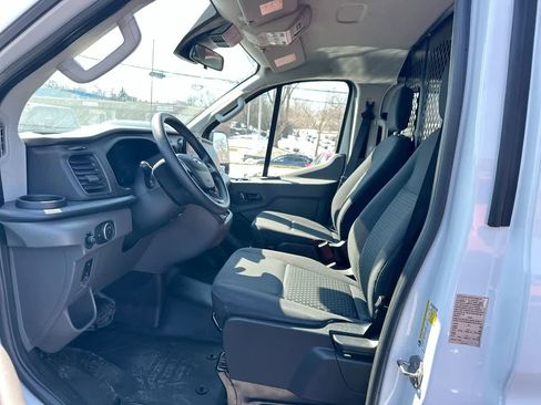 Used 2024 Ford Transit 250 w/ Exterior Upgrade Package image 21