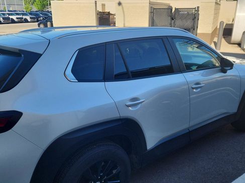 Used 2025 MAZDA CX-50 AWD 2.5 S w/ Premium Package image 4
