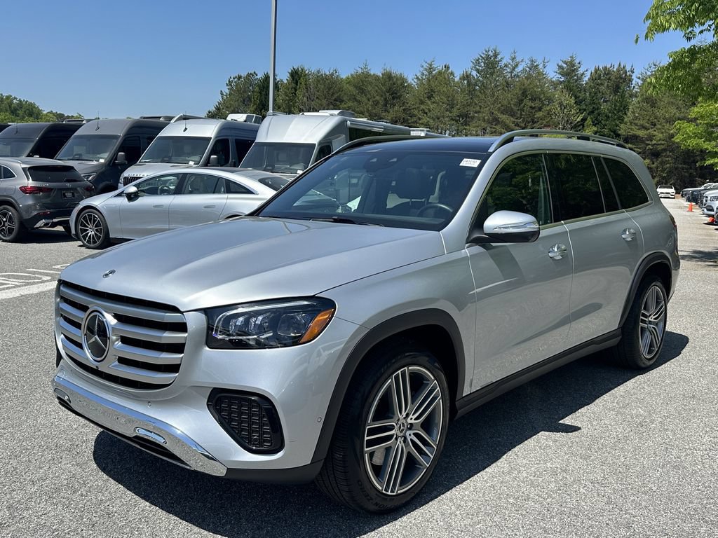 Certified 2025 Mercedes-Benz GLS 450 4MATIC image 4