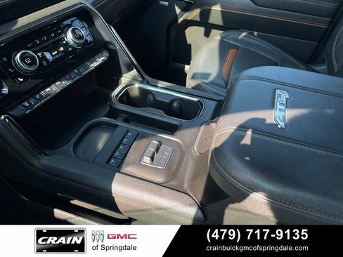 Used 2025 GMC Sierra 2500 AT4 w/ AT4 Premium Plus Package AWD/4WD image 20