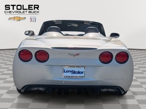 Used 2006 Chevrolet Corvette Convertible w/ Preferred Equipment Group image 4