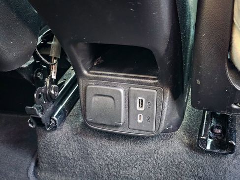 Used 2020 Buick Encore GX Essence w/ Advanced Technology Package image 41