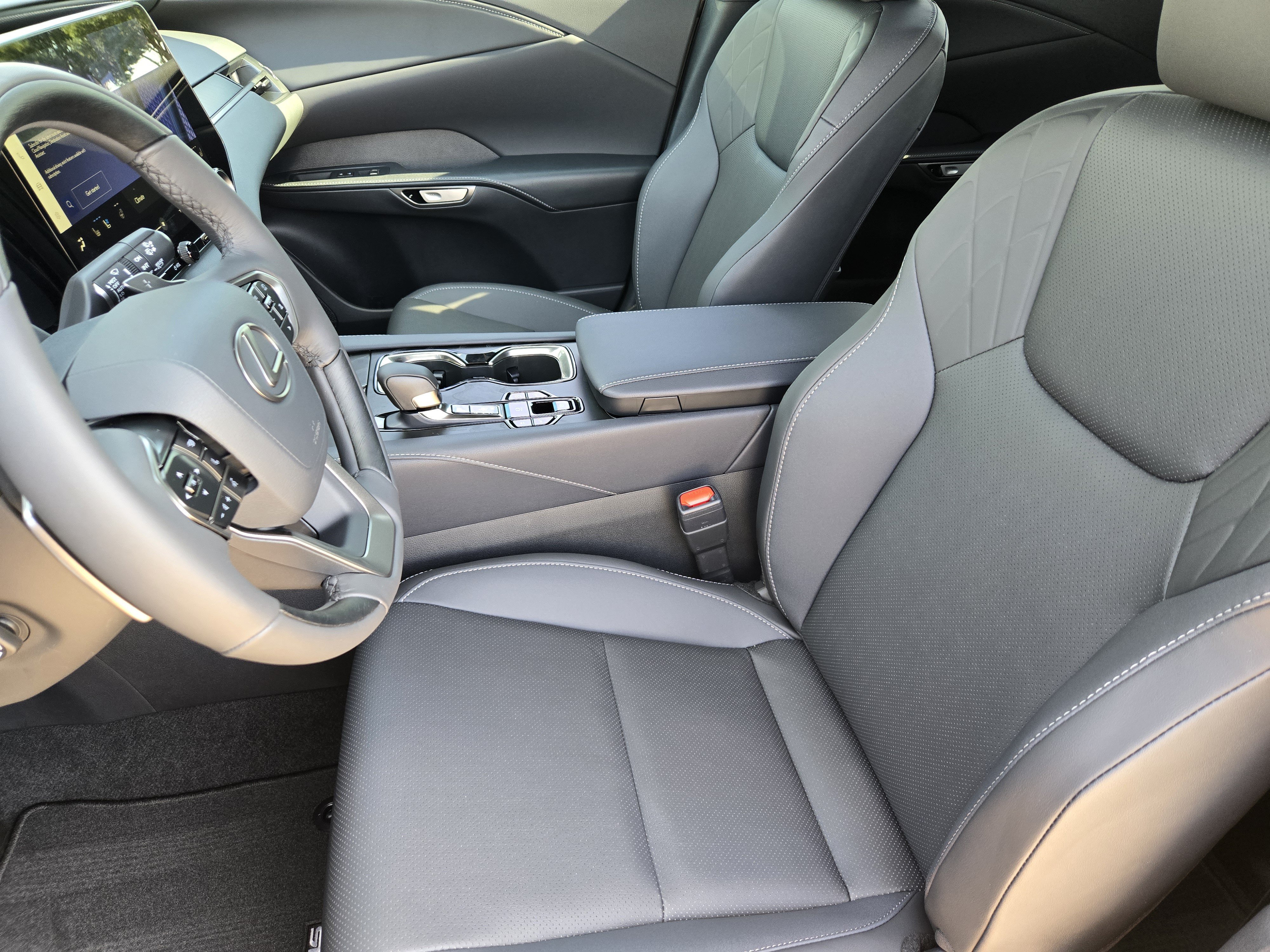 New 2026 Lexus RX 350 Premium w/ Convenience Package AWD/4WD image 5