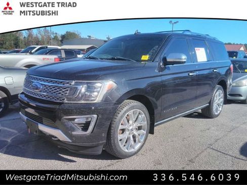 Used 2019 Ford Expedition Platinum image 2