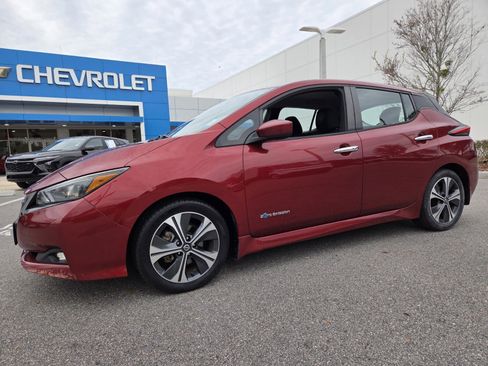 Used 2018 Nissan Leaf SV w/ SV All Weather Package image 1