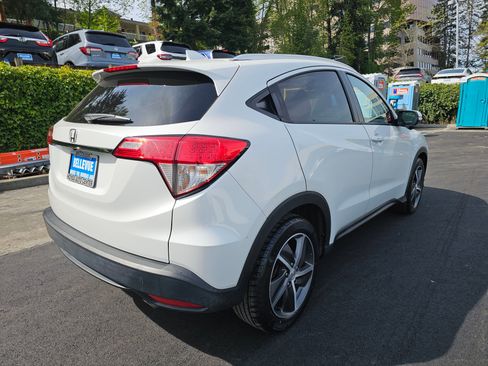 Used 2021 Honda HR-V EX-L image 7
