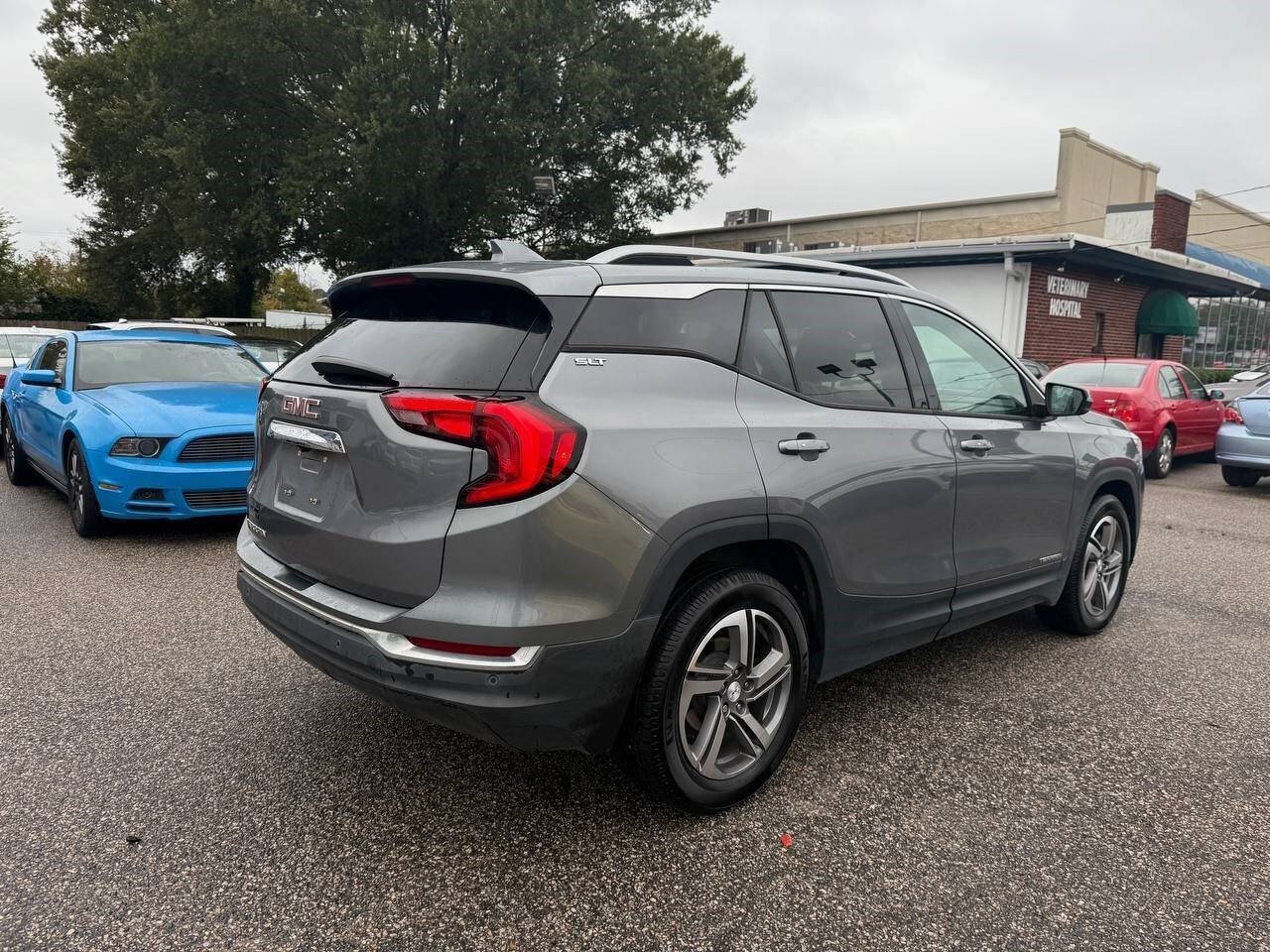 Used 2020 GMC Terrain SLT w/ Preferred Package FWD image 5