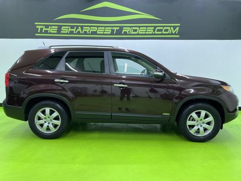 Used 2012 Kia Sorento LX w/ Convenience Pkg AWD/4WD image 10