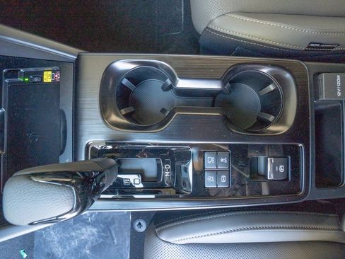 New 2026 Subaru Outback Limited XT image 10