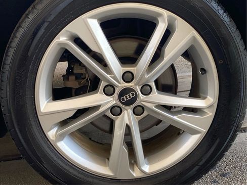 Used 2022 Audi Q3 2.0T Premium w/ Convenience Package image 30