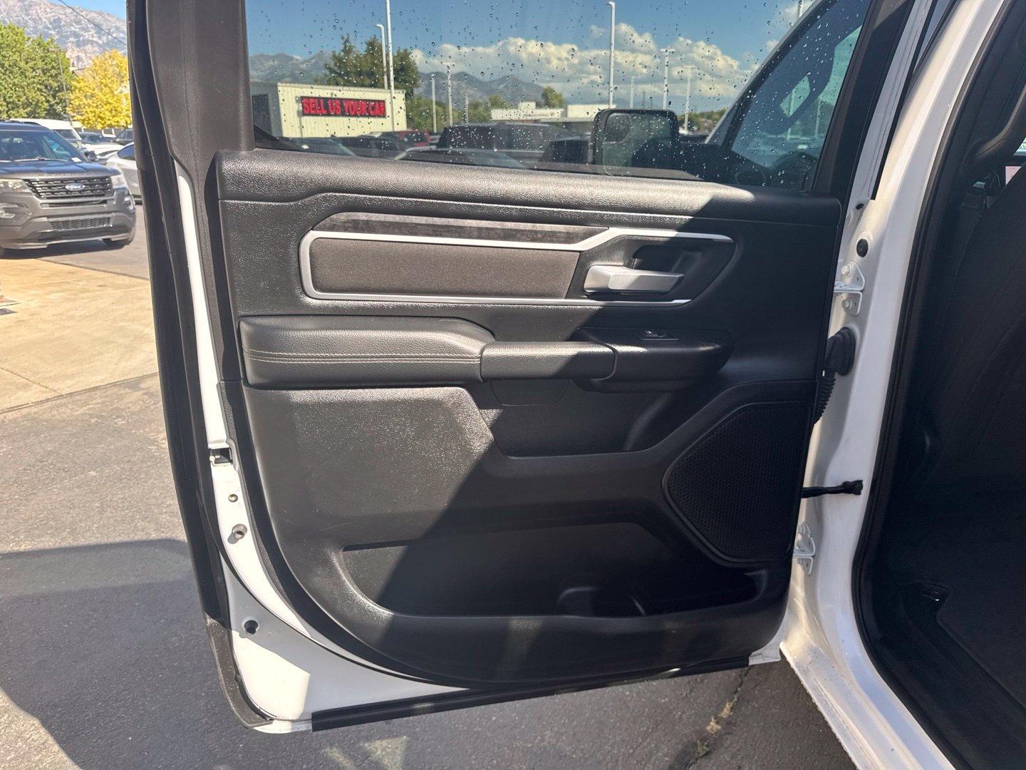 Used 2023 RAM 1500 Big Horn AWD/4WD image 16