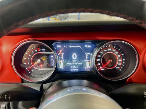 Used 2020 Jeep Gladiator Rubicon image 4