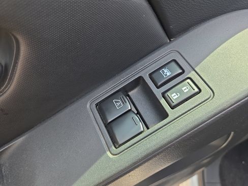 Used 2023 Nissan Frontier S w/ Technology Package RWD image 17