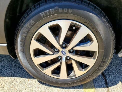 Used 2021 Subaru Outback Premium AWD/4WD image 25