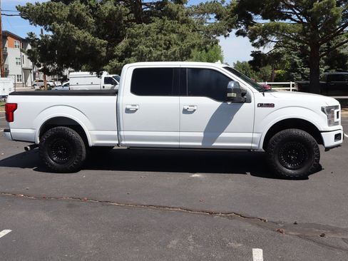 Used 2018 Ford F150 Lariat w/ Equipment Group 502A Luxury AWD/4WD image 3