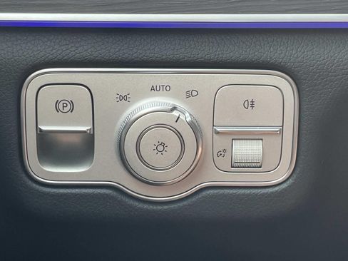 Certified 2024 Mercedes-Benz GLE 350 4MATIC image 39
