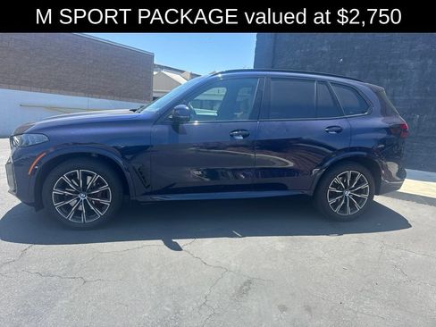 Used 2024 BMW X5 sDrive40i w/ M Sport Package RWD image 2