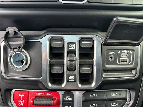 Used 2023 Jeep Wrangler Unlimited Rubicon 392 w/ Xtreme Recon 35" Tire Package image 27