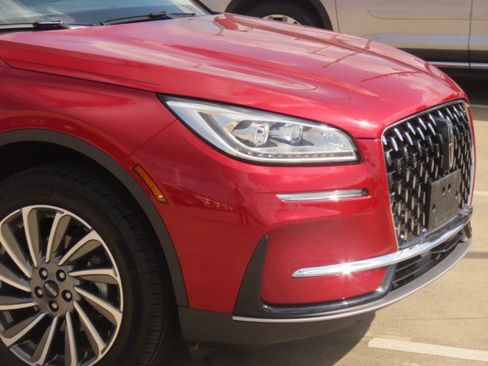 Used 2024 Lincoln Corsair Reserve FWD image 5