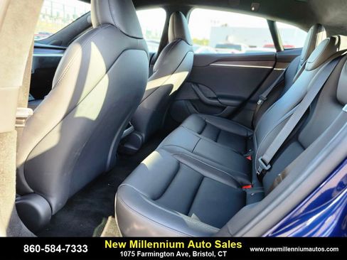 Used 2021 Tesla Model S Plaid image 15
