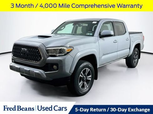 Used 2019 Toyota Tacoma TRD Sport w/ Technology Package AWD/4WD image 4