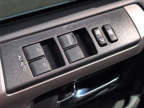 Used 2020 Toyota 4Runner Limited image 17