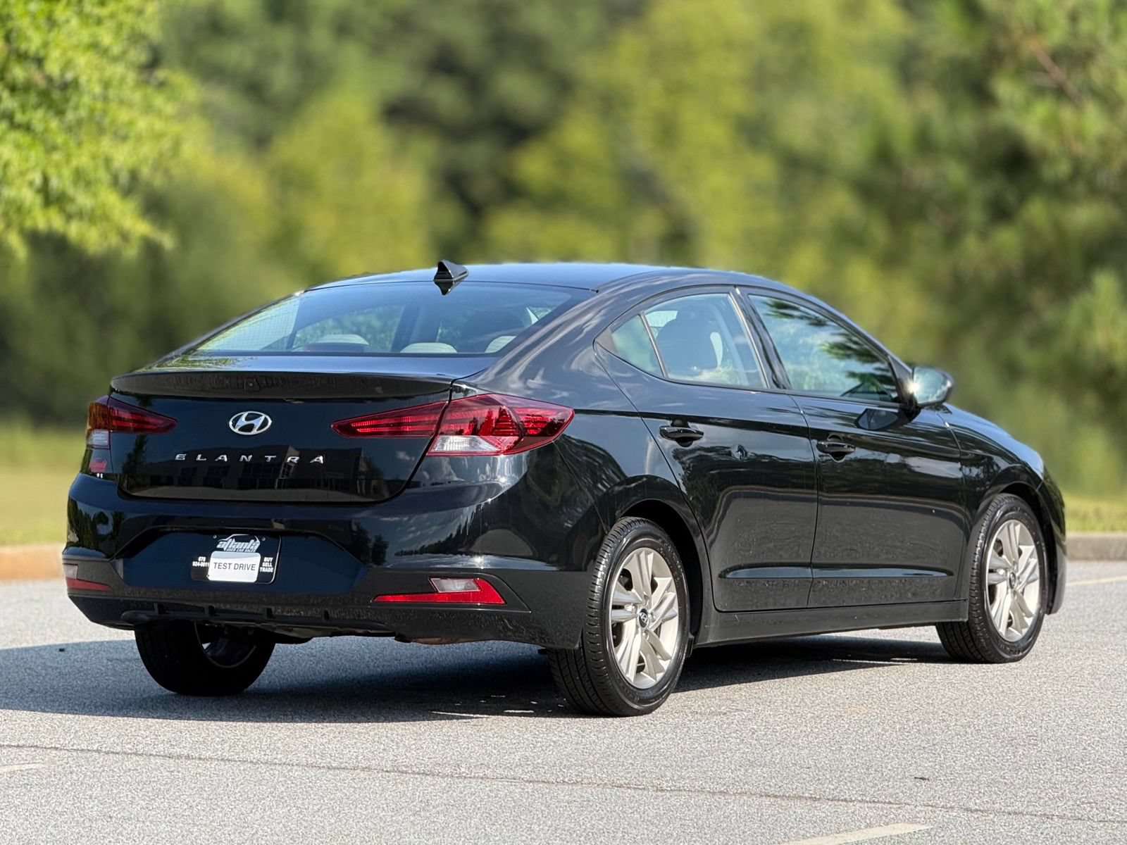 Used 2019 Hyundai Elantra SEL FWD image 11
