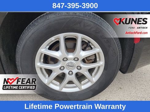 Used 2025 Chrysler Pacifica Select FWD image 14