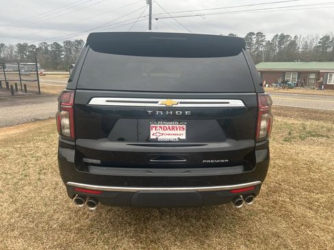 Used 2021 Chevrolet Tahoe Premier w/ Premium Package image 11