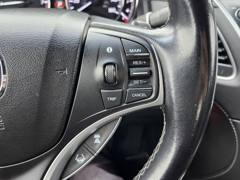 Used 2018 Acura RLX w/ Technology Package image 35