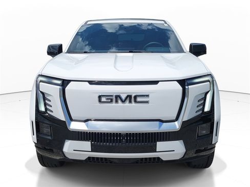 New 2025 GMC Sierra EV Denali image 2
